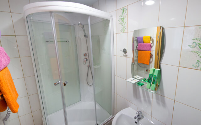 Malahitovaya Mini-hotel