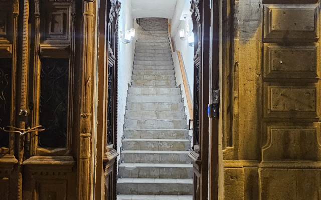 Apartments History 1870