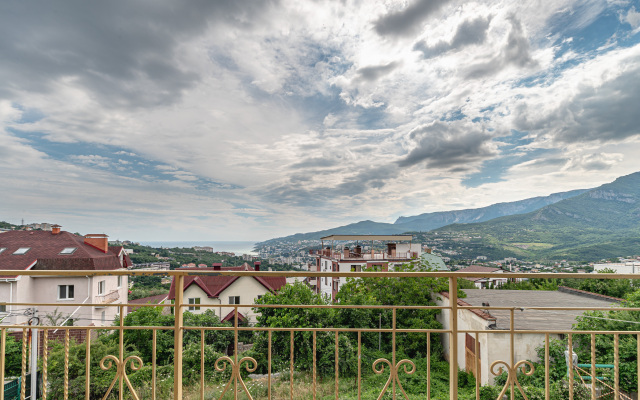 Nad Yaltoj Guest house