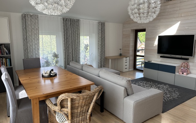 Апартаменты с 3 спальнями в частном доме