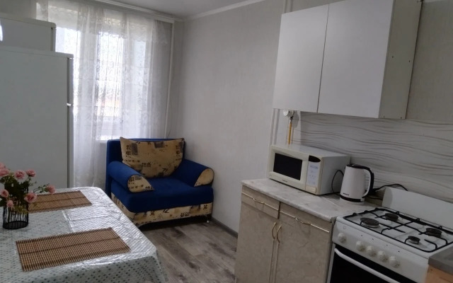 Flat Na Ulitse Komarova 14
