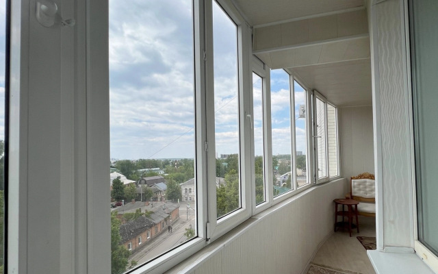 V Novom Elitnom Dome V Tsentre Goroda Flat