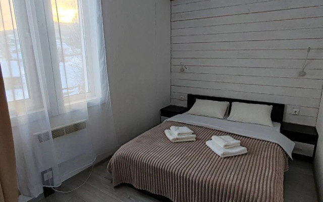 Maverick na 14 chelovek Guest house