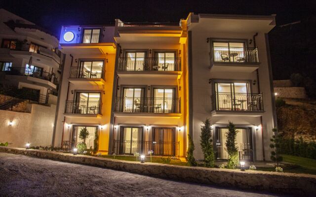 Lobelya Suites Apartments