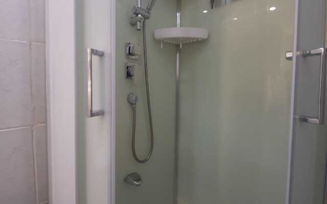 Prostornaya kvartira v tsentre Flat