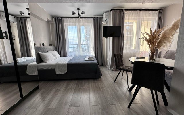 Lux Black&White  Apartments