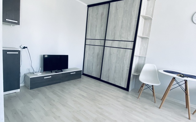 Dvukhkomnatnaya kvartira vozle Kremlya Flat