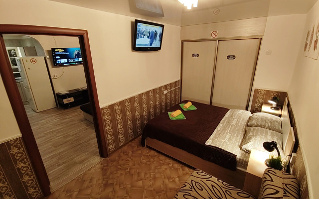 S Vidom Na Ploschad Pyat Uglov Flat