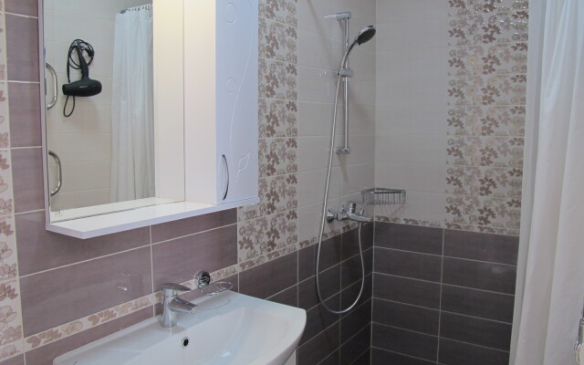Na Bulvare Nadezhd 6/2 Apartments