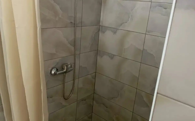 Azaliya Guest house