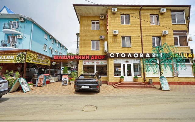 Zolotaya Liliya Hotel