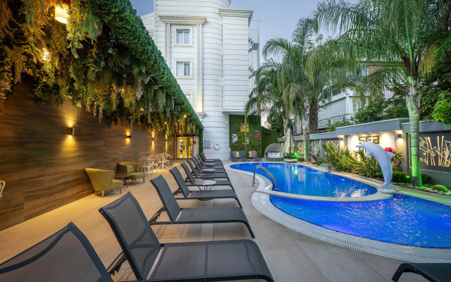 Sealife Lounge Hotel - Adult Only