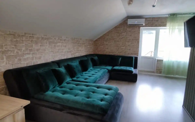 Prostornye i Komphortnye y Morya do 10 chelovek v H.Betta Apartments