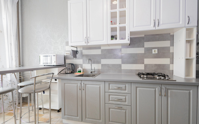 Апартаменты новые и комфортные возле красивого озера