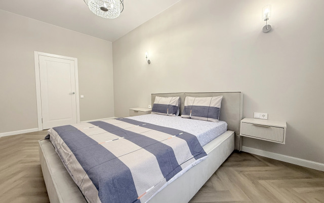 Lyuks V Samom Tsentre Goroda Flat
