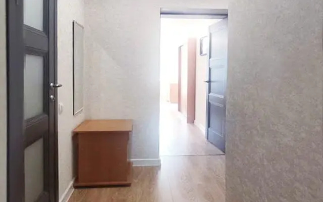 Studiya Yevro Flat