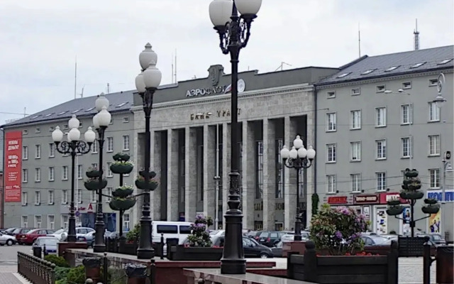 Na Ploschadi Pobedy Apartments