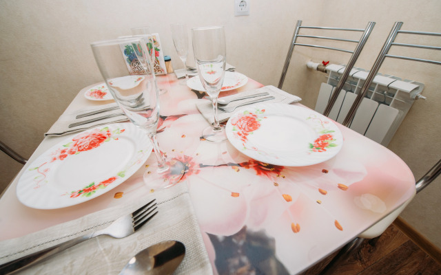 Апартаменты 2-к на Лежневской 36