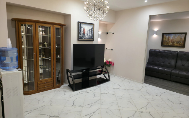 Surozhskiy Boutique Hotel