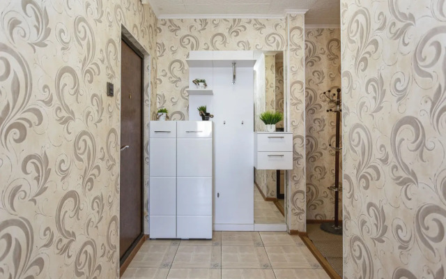 Квартира на Новомарьинской 19