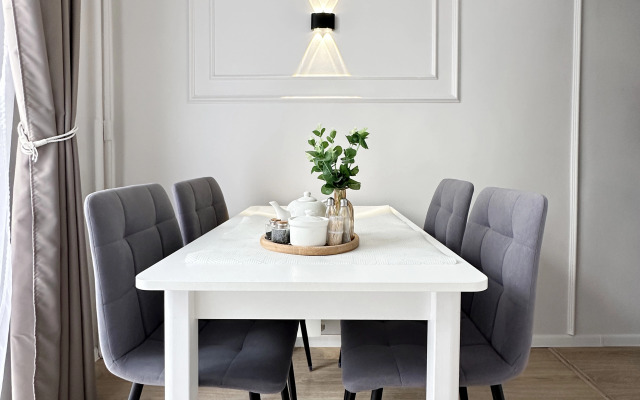 Квартира Современная Классика с Кинотеатром в Центре Art Apart 4