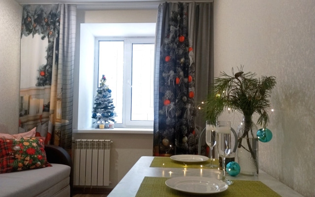 Квартира на улице Хлыновская 28