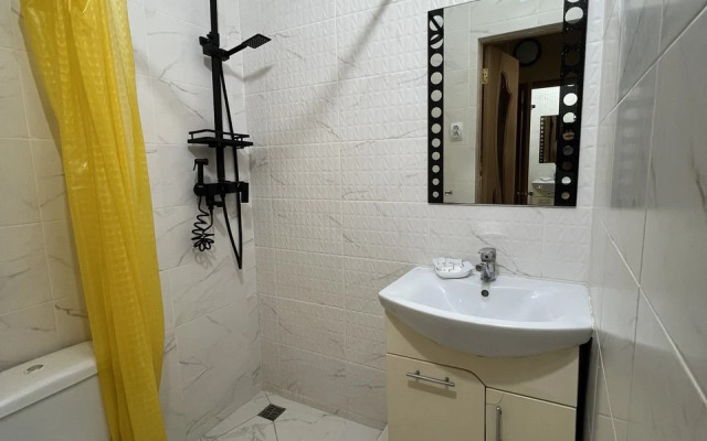 Апартаменты Svetlana District by the sea 3