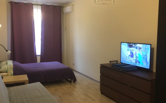 2-Bedroom u Metro Dvigatel Revolyutsii Flat