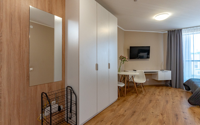 U Metro Parnas 1110 Flat