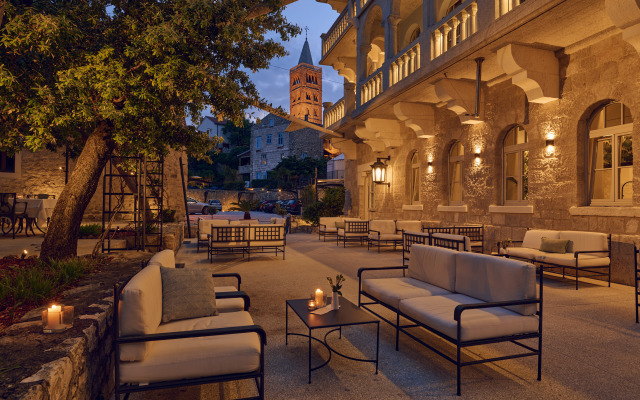 Arbiana Heritage Hotel