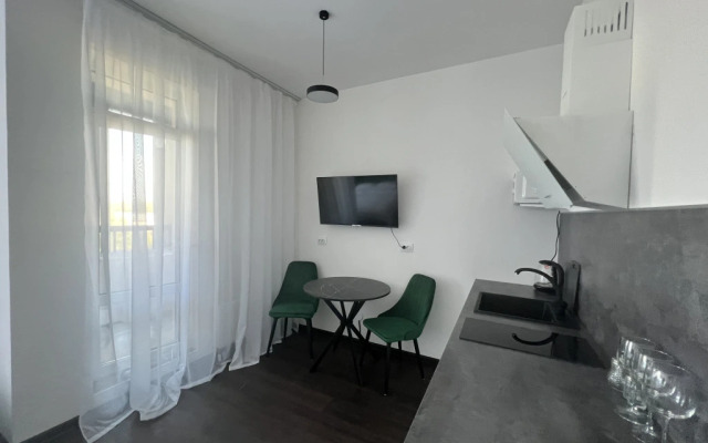 V Tsentre Goroda Apartments 2