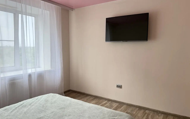 Aprel Na Ul. Pugachyova Apartments