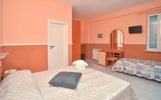 Hotel Junior Village Vacanze&Relax