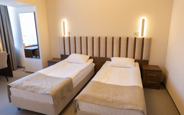 Отель Белый Лотос