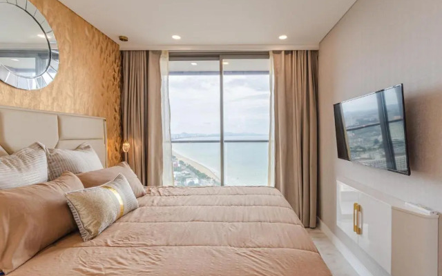 Copacabana Jomtien Beach Apartments