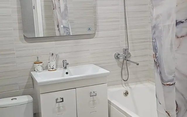 Квартира Рядом с Аэропортом и Автовокзалом