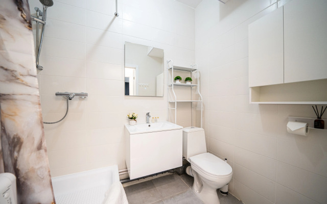 Inndays na Shosse v Lavriki 53k2 Apartments