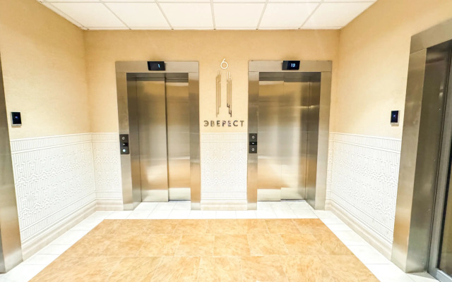 Апартаменты Everest Gorky