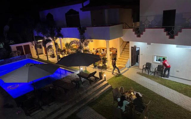 White Elephant Villa & Restaurant Mini-hotel