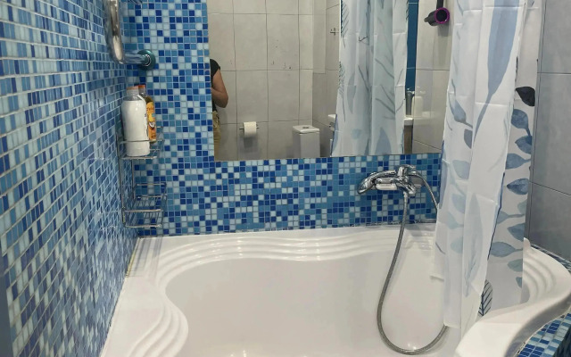 Prouyut Flat