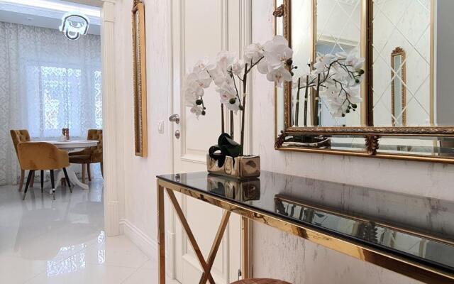 Apart39 U Muzeya Yantarya VIP Apartments