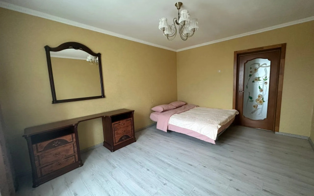 Stilnaya I Uyutnaya Okolo Zheleznodorozhnogo Vokzala Flat