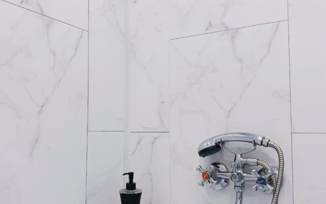 Апартаменты Взлетная 18