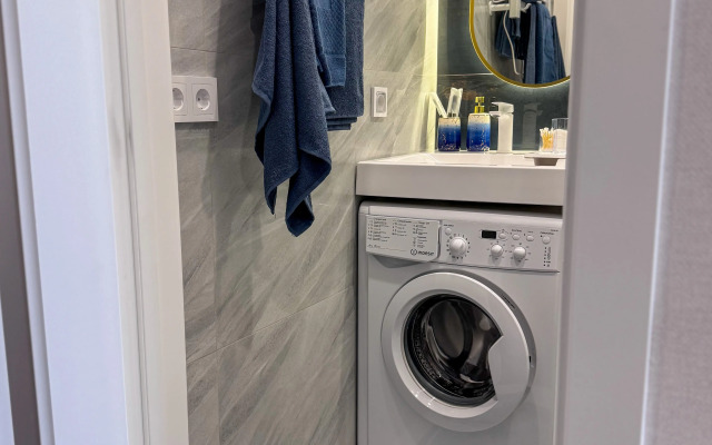 Vangog Dizaynerskaya Studiya Flat