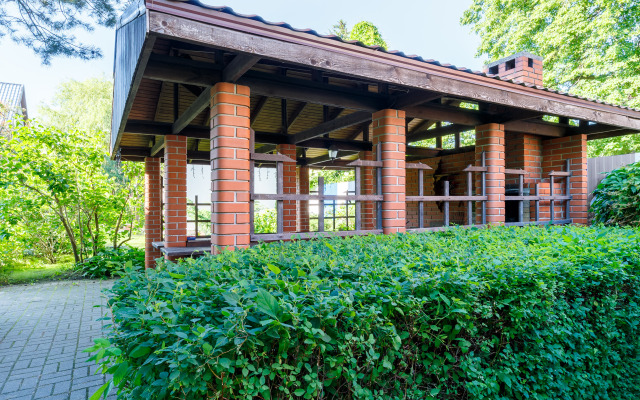 Na Kashtanovoy Guesthouse