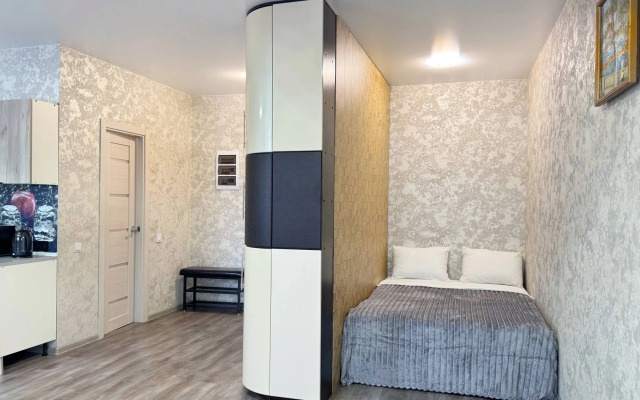 Uyutnaya Odnokomnatnaya s Panoramnym Balkonom Flat