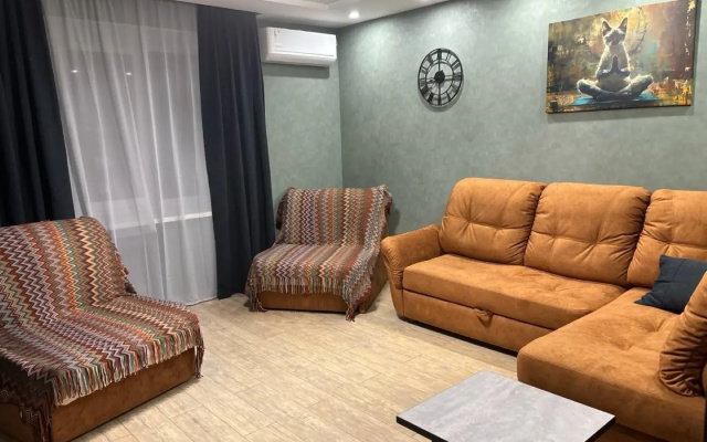 Квартира на улице Большая 105