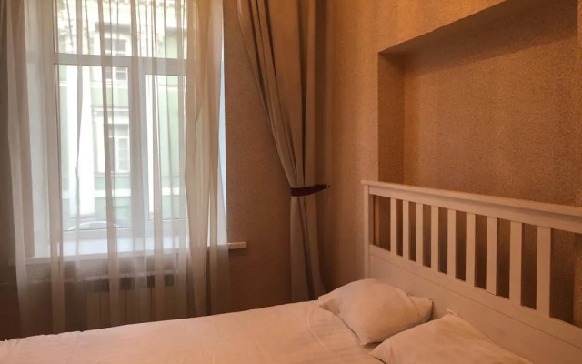 Апартаменты на Миллионной 11