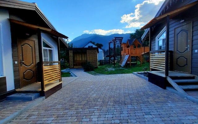 Nur House Hotel