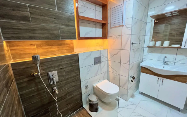 Just Dream Suites Hotel